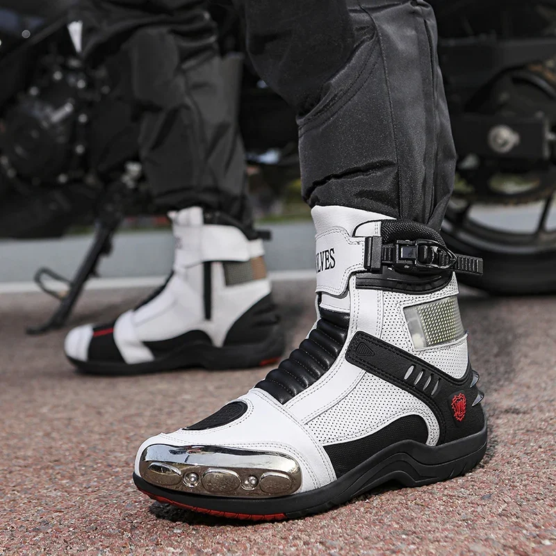 Bottes de moto résistantes à l - Outdoor Adventure Brand avis et prix